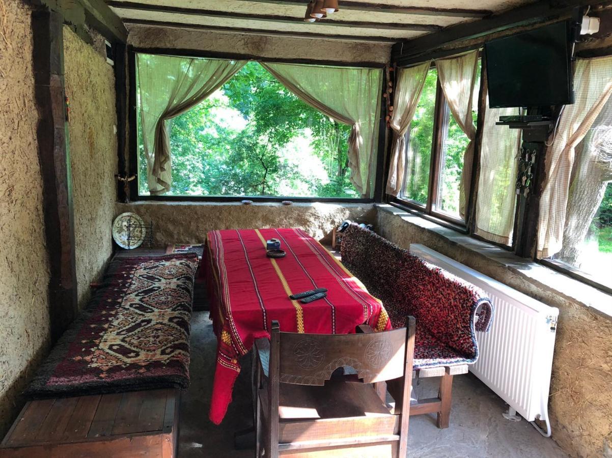 Etnographic Houses Dulbok Dol Экстерьер фото
