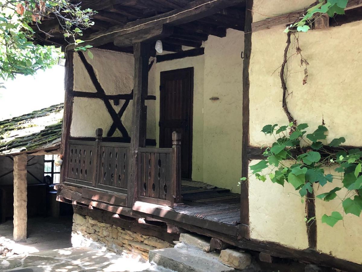 Etnographic Houses Dulbok Dol Экстерьер фото
